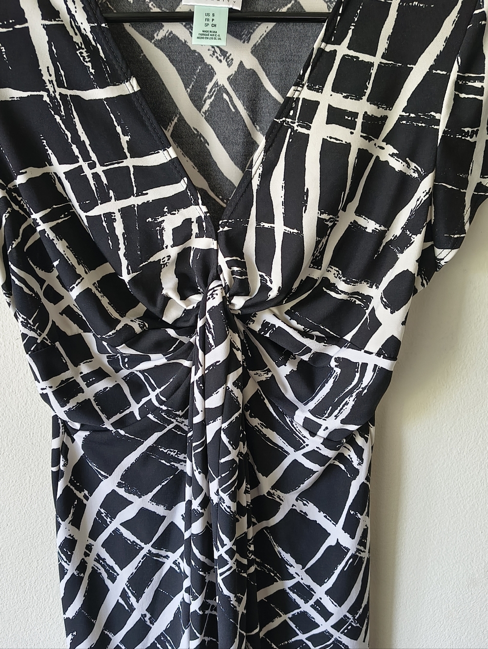 Motherhood Maternity Dress  Black Cream Stretch Comfy Flowy Professional - Picture 5 of 7